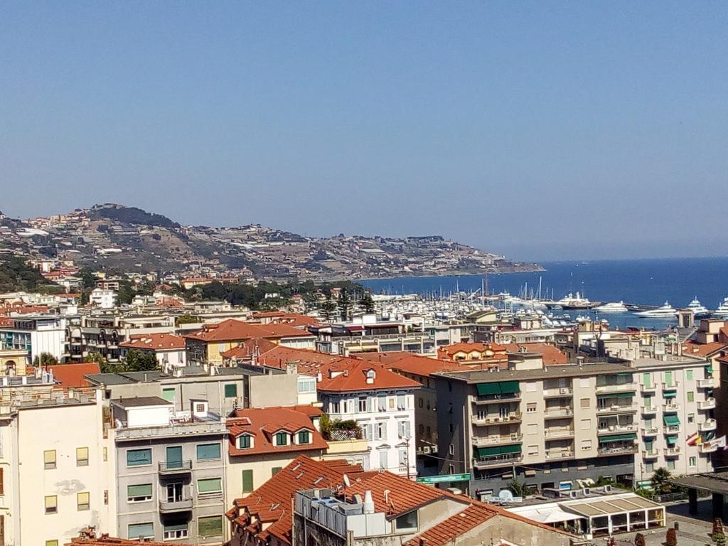 Apartmán Da Cipollina In Pieno Centro Sanremo Exteriér fotografie